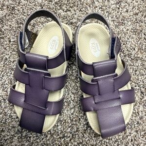 Like New Dr. Scholl's Kids Island Sandals - Purple, Size 7 Toddler